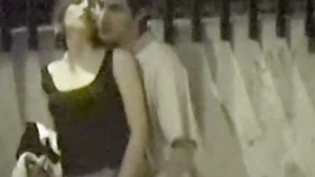Porno - Schöne Lesben machen pornovideos swinger leidenschaftliche Liebe - Sunny & Penny
